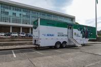 Programa Qualifica Paraná oferece diversos cursos por meio das Carretas do Conhecimentos estacionadas em frente ao Palácio Iguaçu