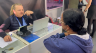 Secretaria do Trabalho, Qualificação e Renda marca presença na Festa do Trabalhador, em Fazenda Rio Grande