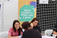 Mutirão Emprega Mais oferece 2 mil vagas e atende mais de mil pessoas em Curitiba