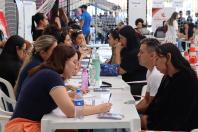 Mutirão Emprega Mais oferece 2 mil vagas e atende mais de mil pessoas em Curitiba