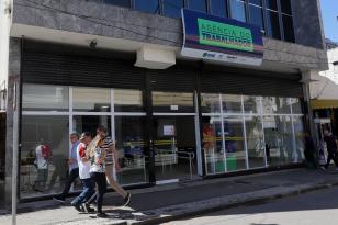 Agência de Curitiba promove mutirão de emprego com 300 vagas na área da segurança
