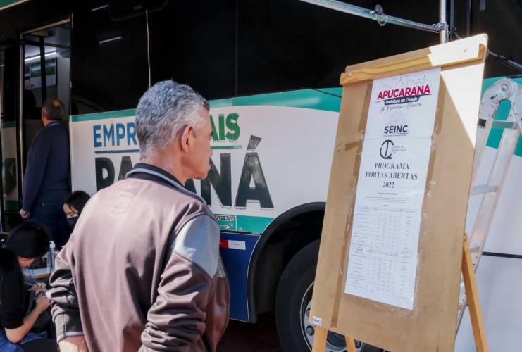 Emprega Mais Paraná faz 1.100 atendimentos de trabalhadores em Apucarana