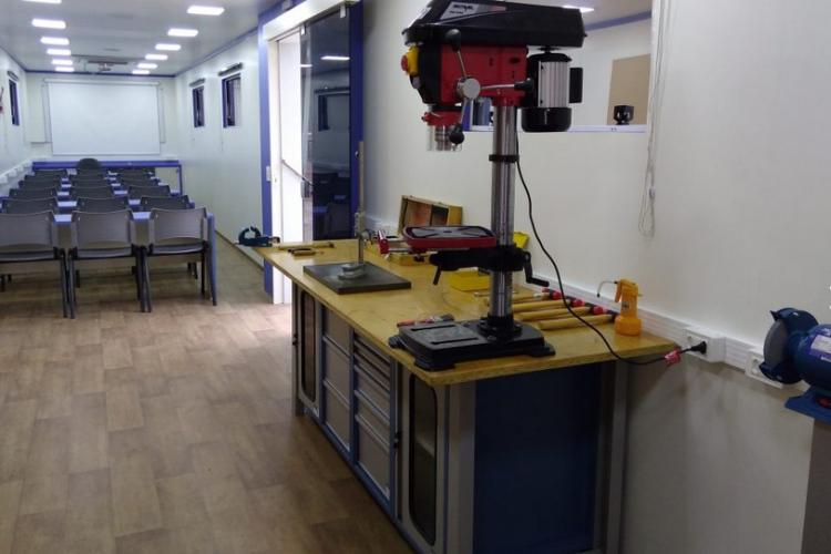 Curso da Carreta do Conhecimento chega a Ivaiporã, na região do Vale do Ivaí para Curso Gratuito de Elétrica Residencial