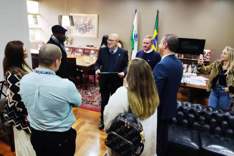 Agência do Trabalhador de Curitiba recebe Menção Honrosa pelos serviços prestados à sociedade -