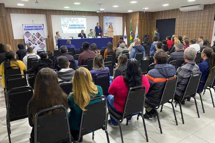 Carreta do Conhecimento forma turma de Automação Industrial em Fazenda Rio Grande -