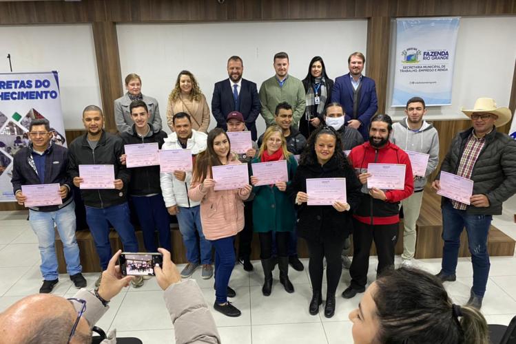Carreta do Conhecimento forma turma de Automação Industrial em Fazenda Rio Grande -