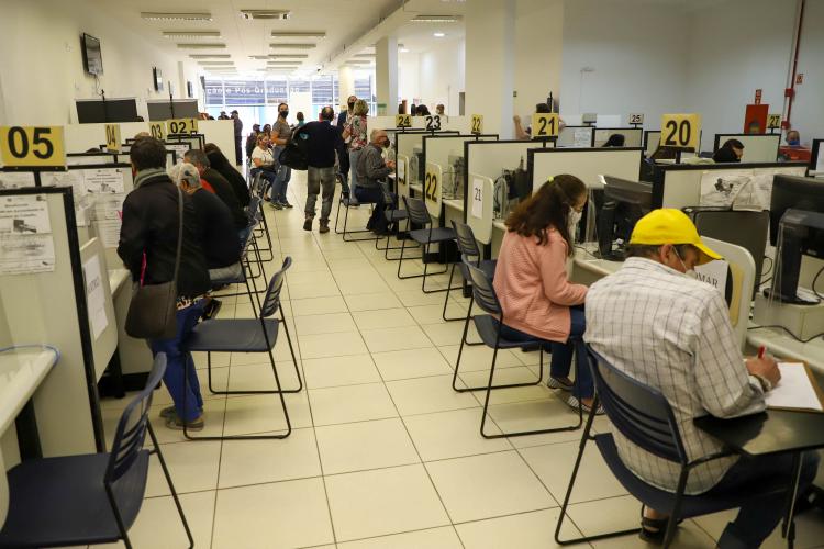 Semana começa com 12,4 mil vagas ofertadas nas Agências do Trabalhador