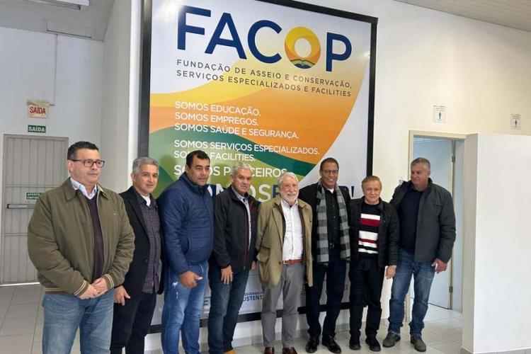 Qualificação profissional ofertada pelo Governo do Paraná é referência para outros estados