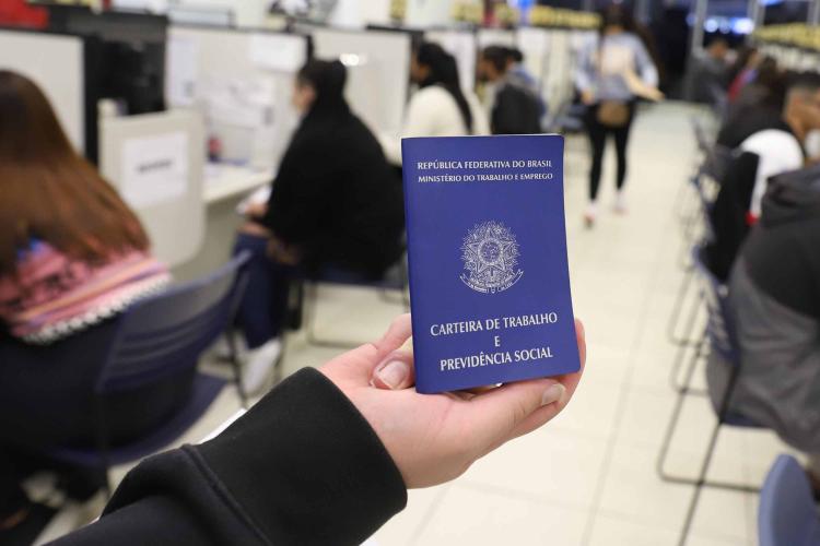 Estado promove nesta terça Mutirão Emprega Mais Curitiba com oferta de 1,5 mil vagas