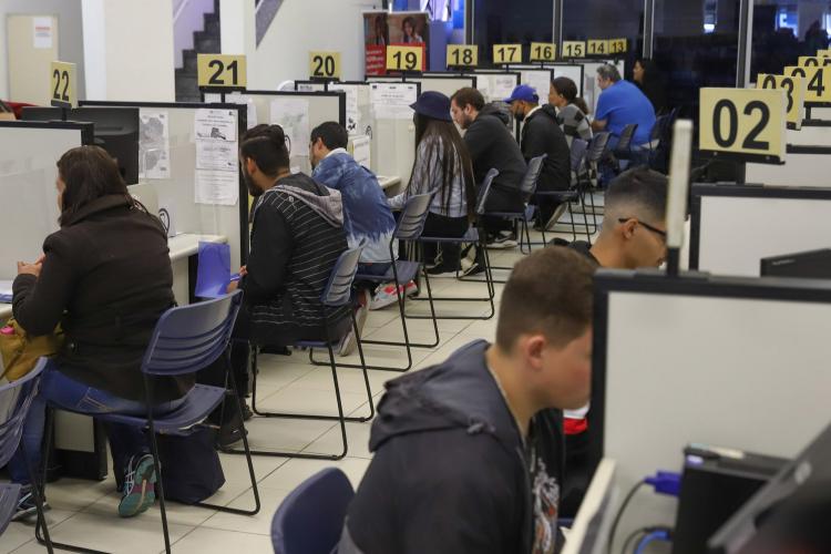 Agências do Trabalhador ofertam 15,3 mil vagas; confira as oportunidades na sua região