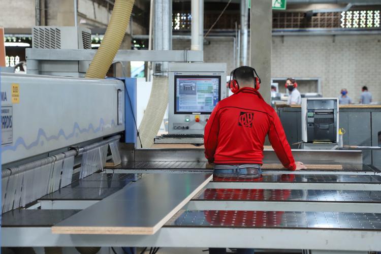 Melhor resultado em 4 anos: Paraná gerou 39.176 vagas de emprego em fevereiro