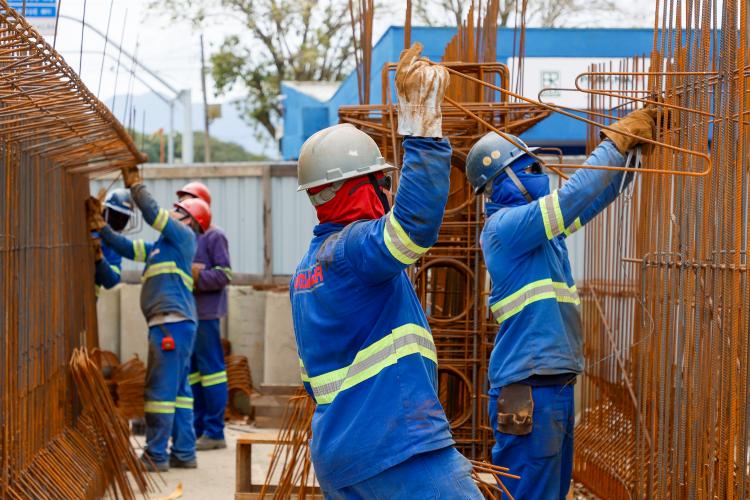 Semana da volta do feriado tem 22,5 mil vagas de emprego no Paraná