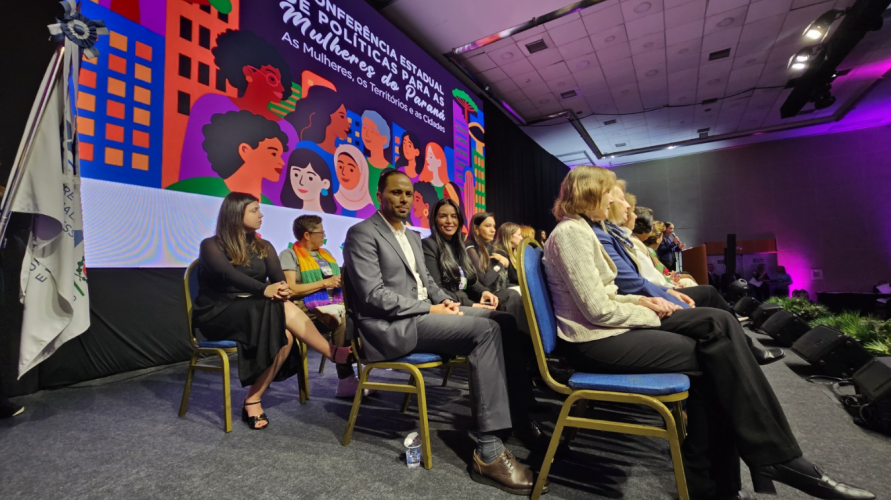 Foto conferência da mulher