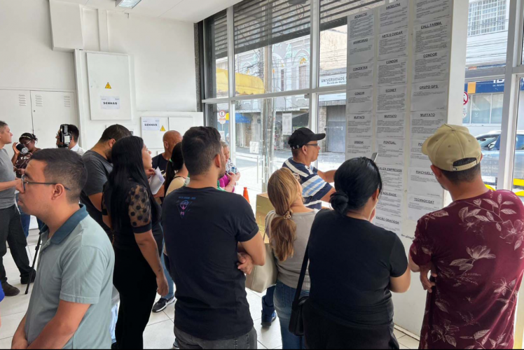 Mutirão de Empregos do Estado vai ofertar mais de 2 mil vagas em Curitiba no dia 28