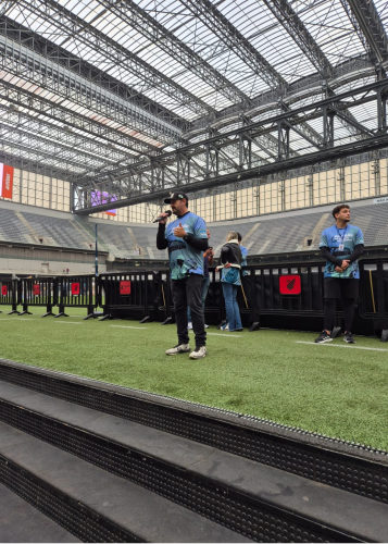IMAGENS DO mutirão do estádio ao emprego