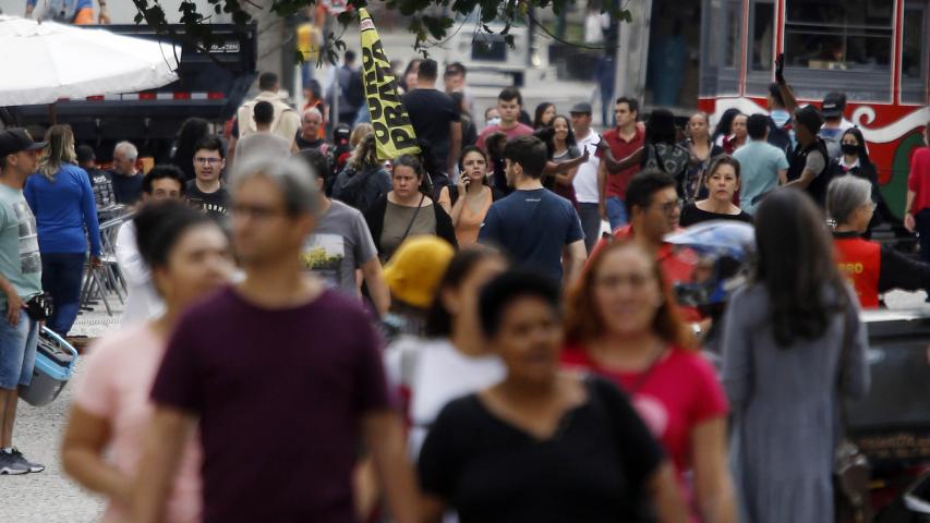 Salário dos trabalhadores paranaenses cresce 6,2% no primeiro trimestre de 2023