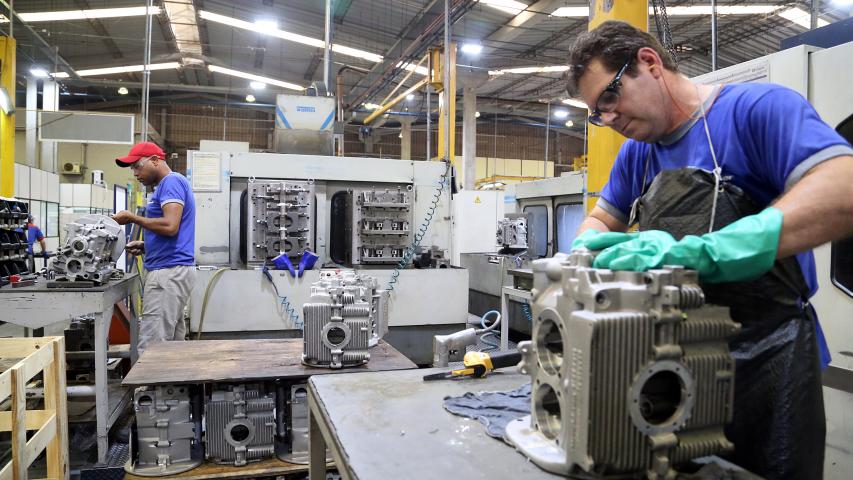 20,5 mil vagas: semana começa com várias oportunidades de emprego no Paraná