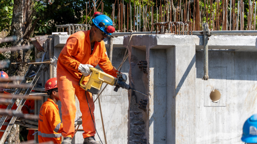 Paraná renova piso salarial para até R$ 2,4 mil e deve manter maior valor do Brasil em 2026